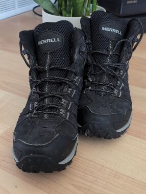 Merrell Black Men's Waterproof Trail Boots